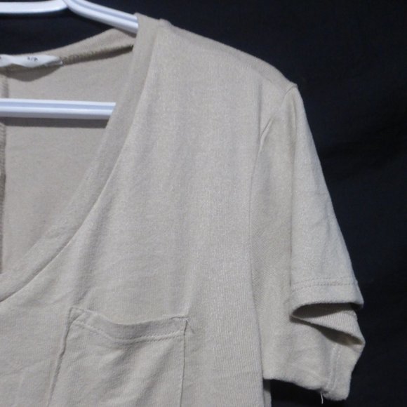 BLUENOTES, small, Two soft V Neck short sleeve shirts with pocket, GUC - Picture 6 of 14